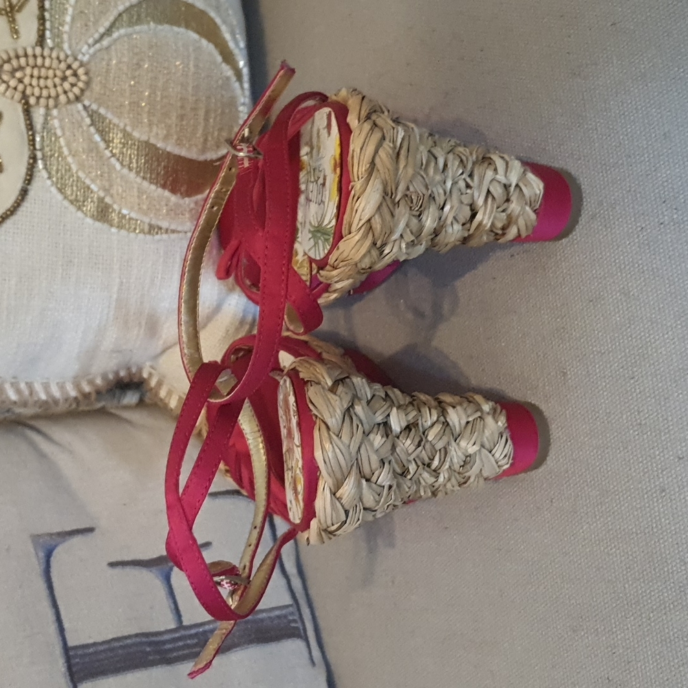 GUESS SHOES - Picture 4 of 8